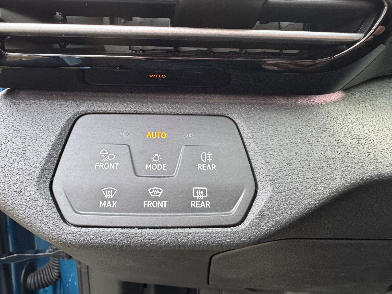 Blå VW ID.4 fra 2025