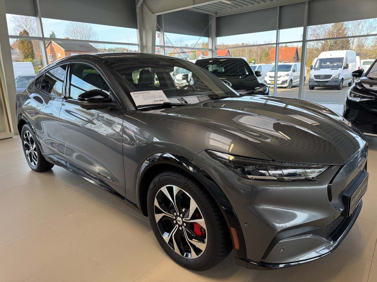 Ford Mustang Mach-E 98 Premium Extended Range AWD