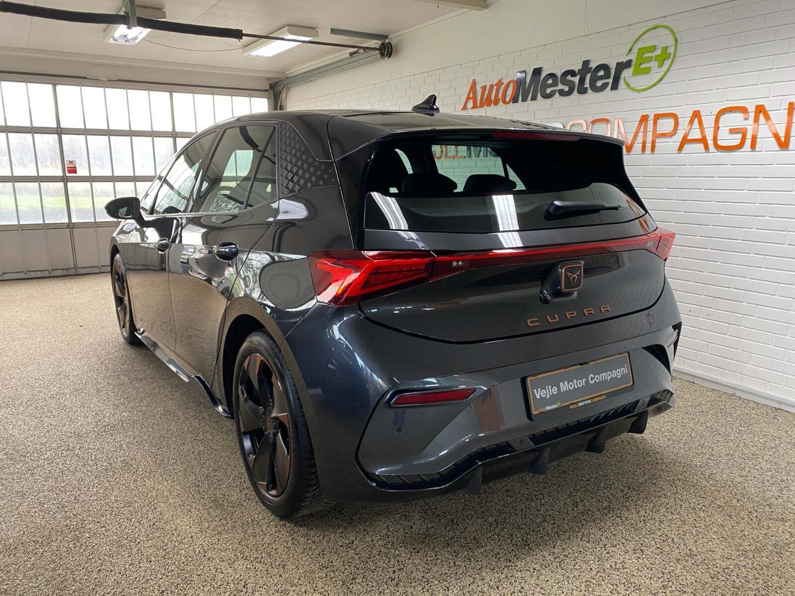 Cupra Born 58 Dinamica Pack High