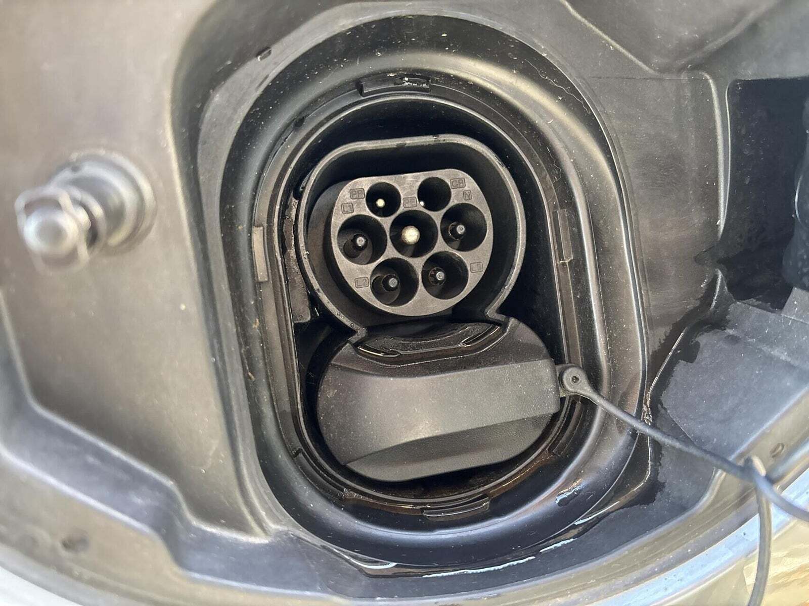 Sølv Mini Cooper SE fra 2023