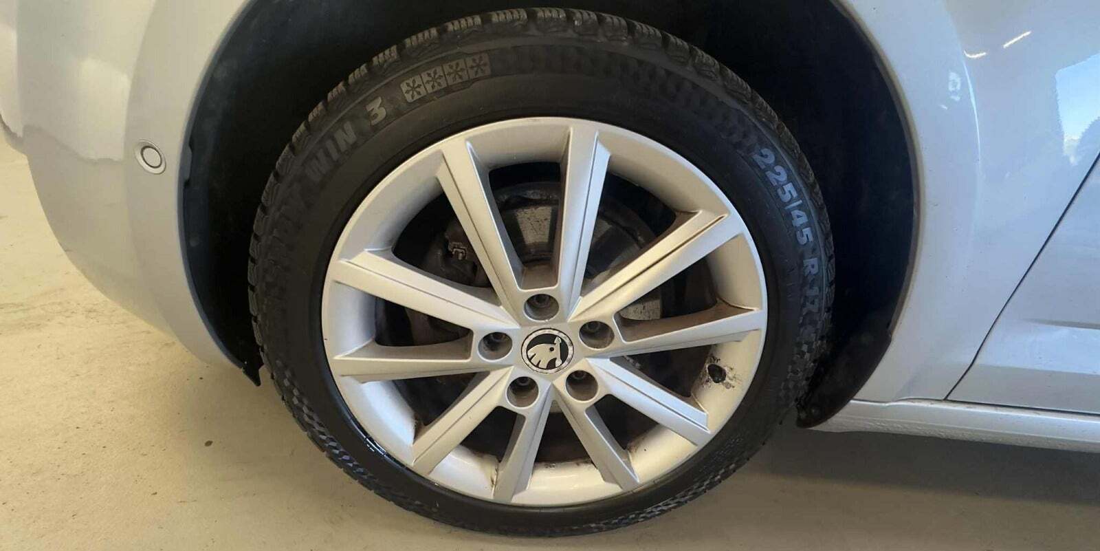 Sølv Skoda Octavia fra 2014