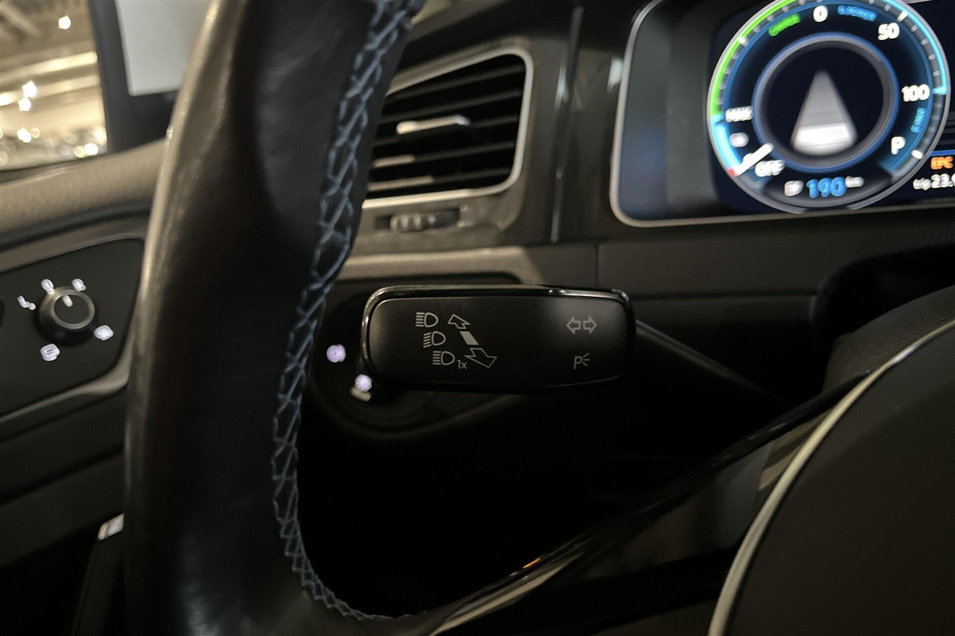 Hvid VW e-Golf fra 2020