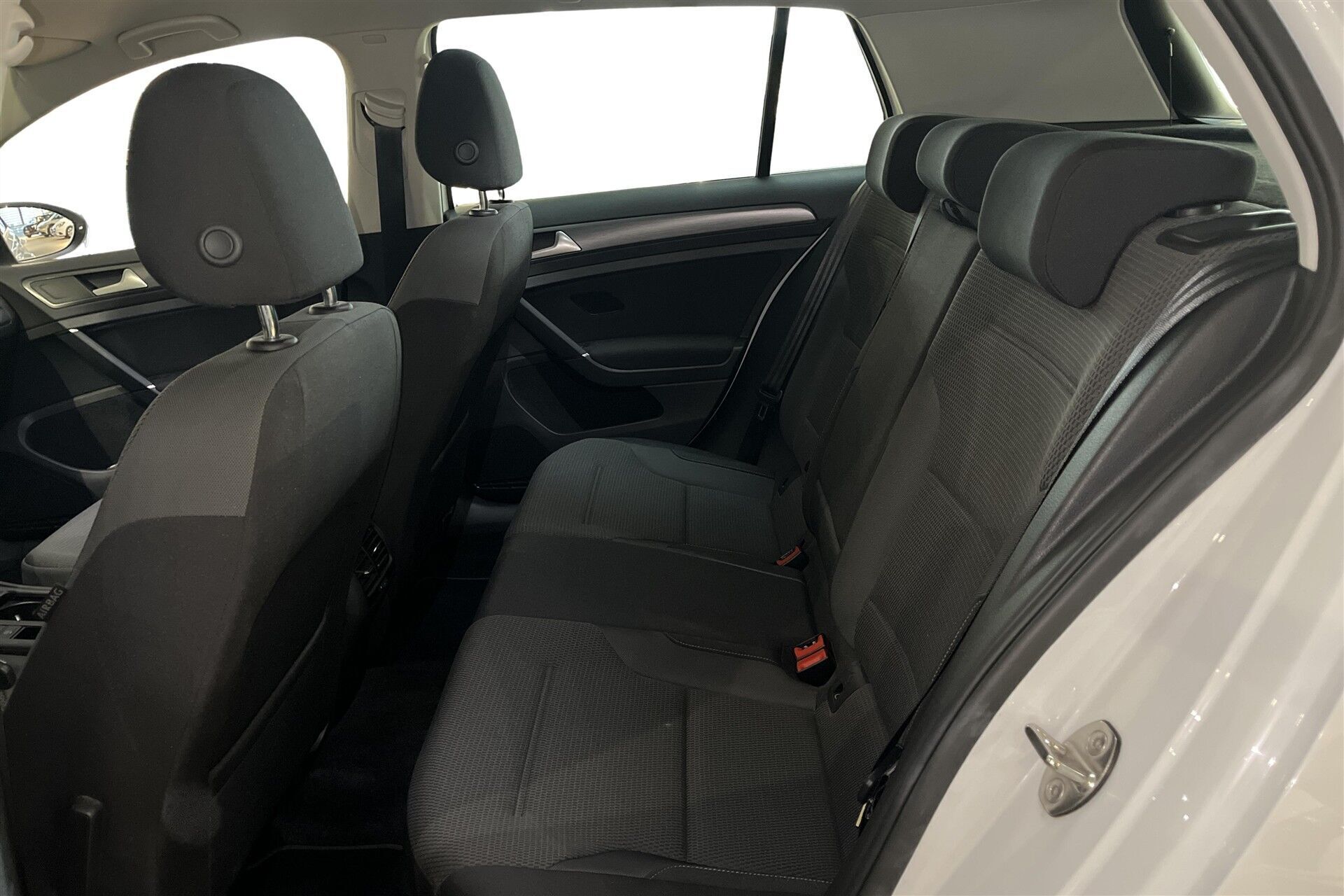 Hvid VW e-Golf fra 2020