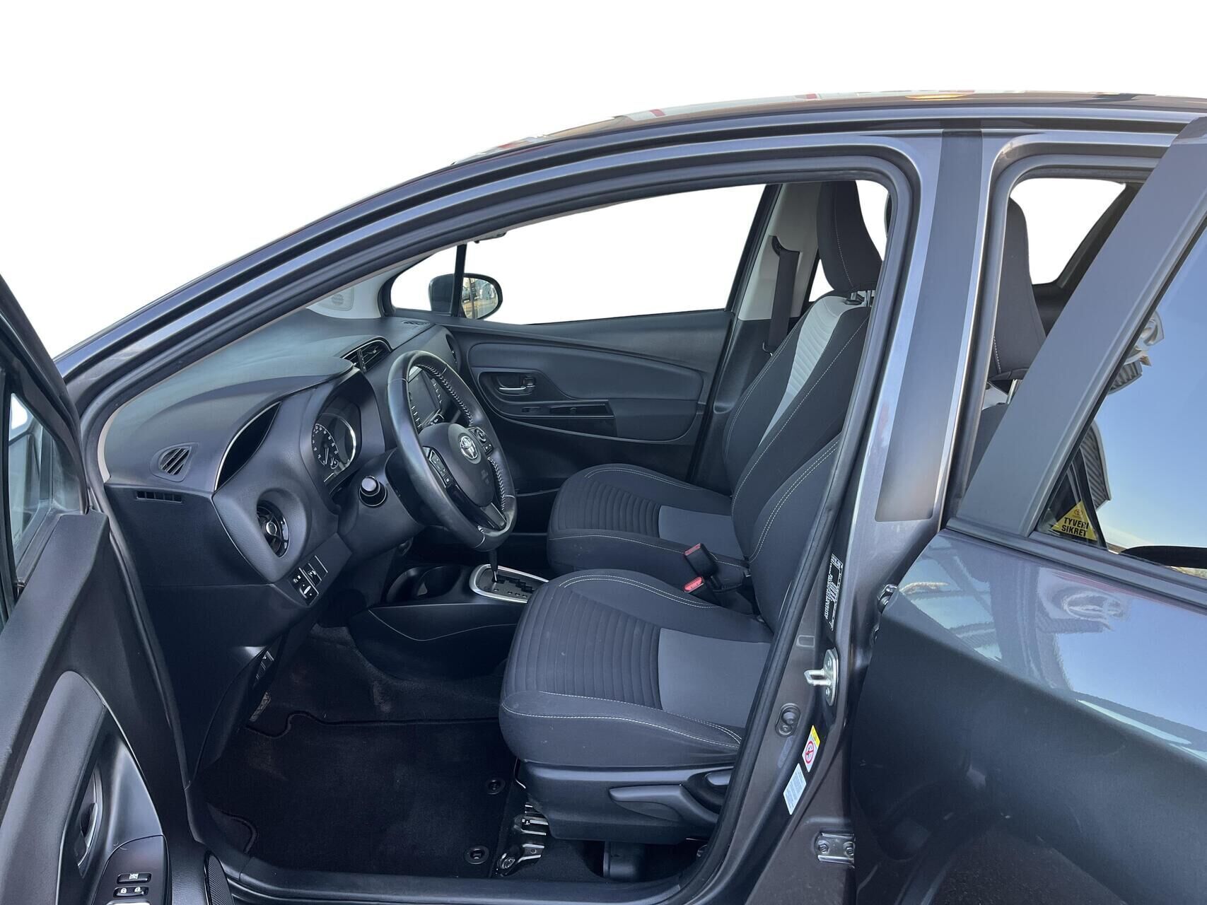 Toyota Yaris 1,5 Hybrid H2 Premium E-CVT 100HK 5d Trinl. Gear