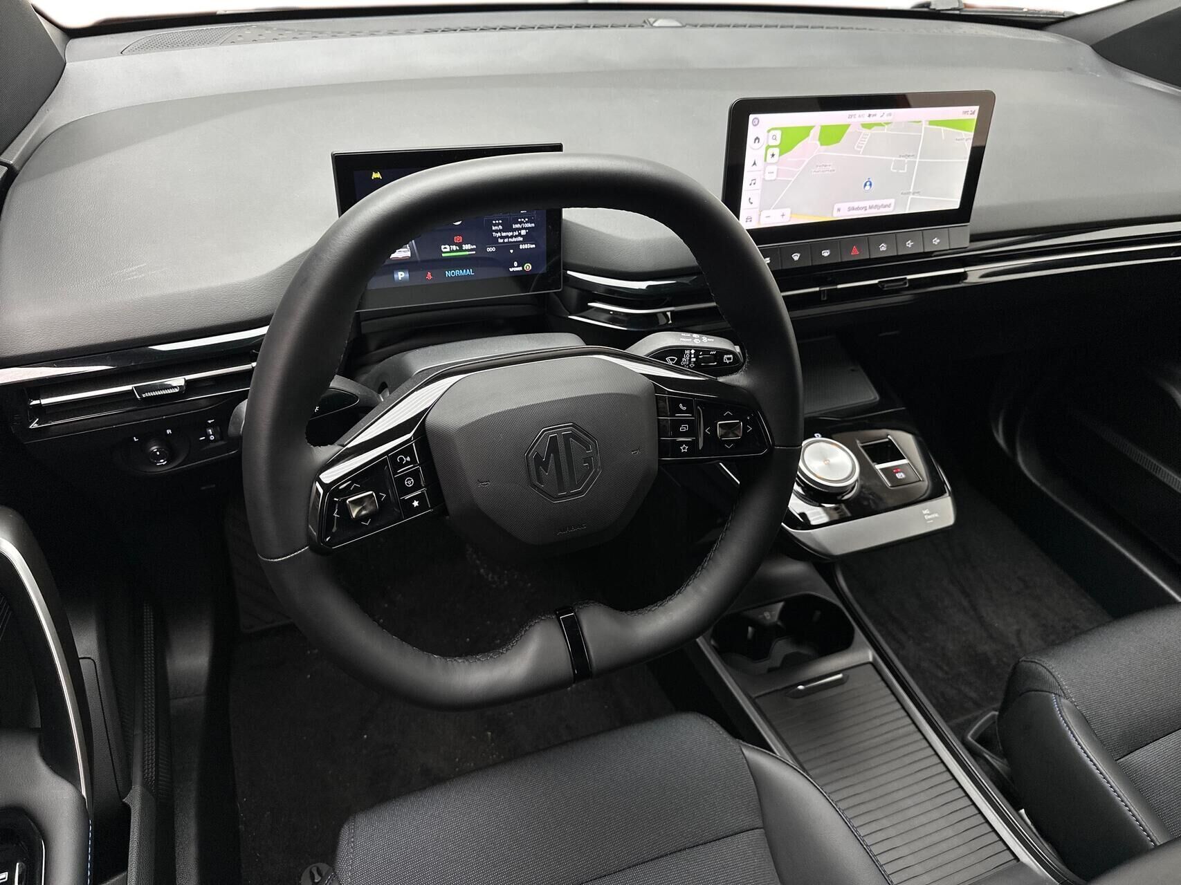 Orange MG MG4 Electric fra 2023