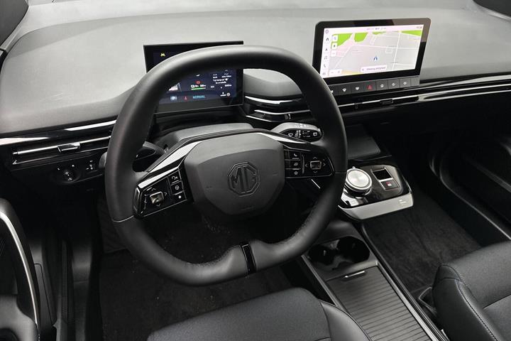 Orange MG MG4 Electric fra 2023