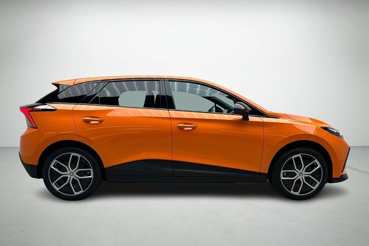 Orange MG MG4 Electric fra 2023