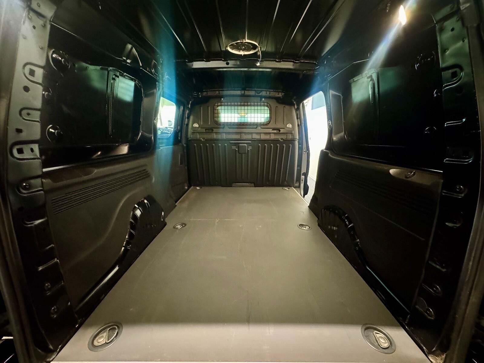 Citroën Berlingo 1,5 BlueHDi 130 L2 ProffLine+ EAT8 Van