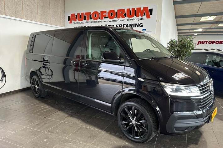 Sort VW Transporter fra 2021