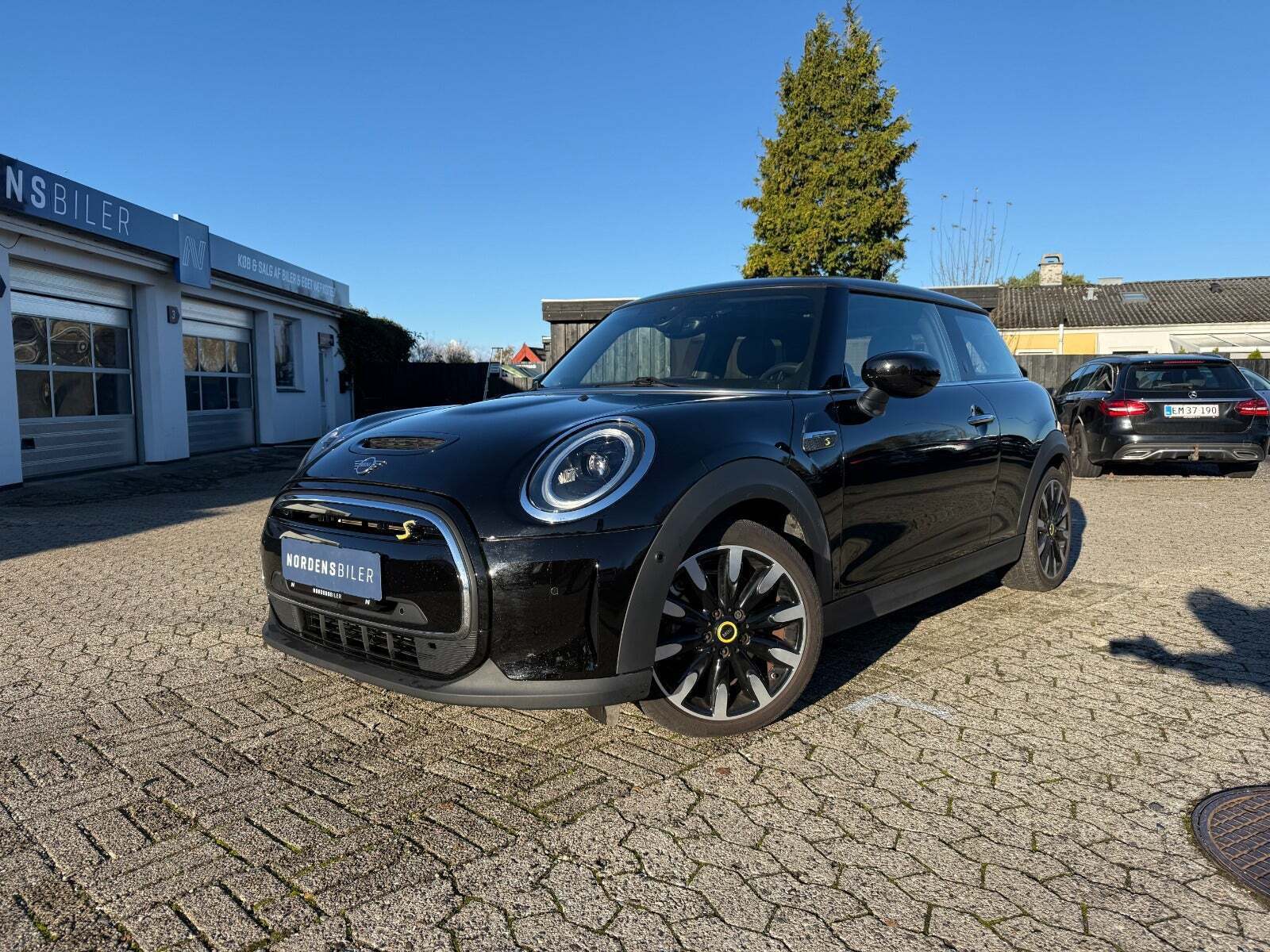 Mini Cooper SE Yours Trim