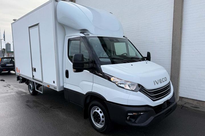 Hvid Iveco Daily fra 2025