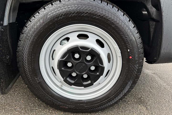 Hvid Iveco Daily fra 2025