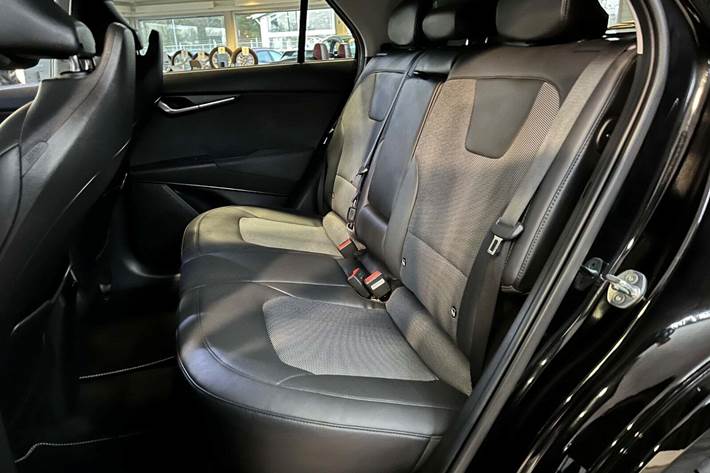 Sort Kia Niro fra 2022