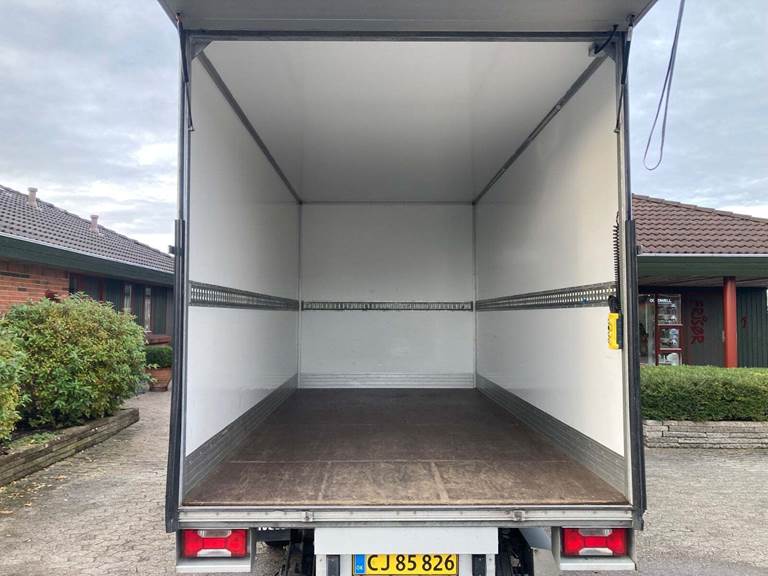 Iveco Daily 2,3 35S16 4100mm Lad