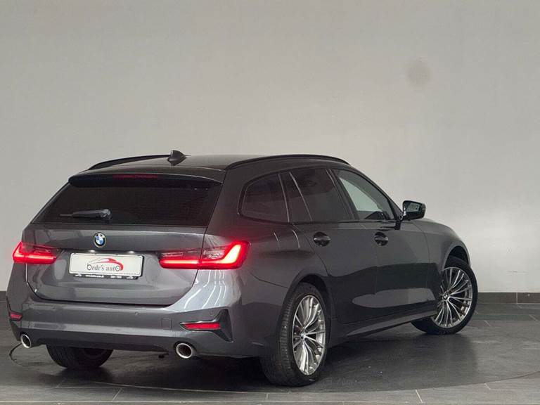 BMW 320d 2,0 Touring Sport Line aut.