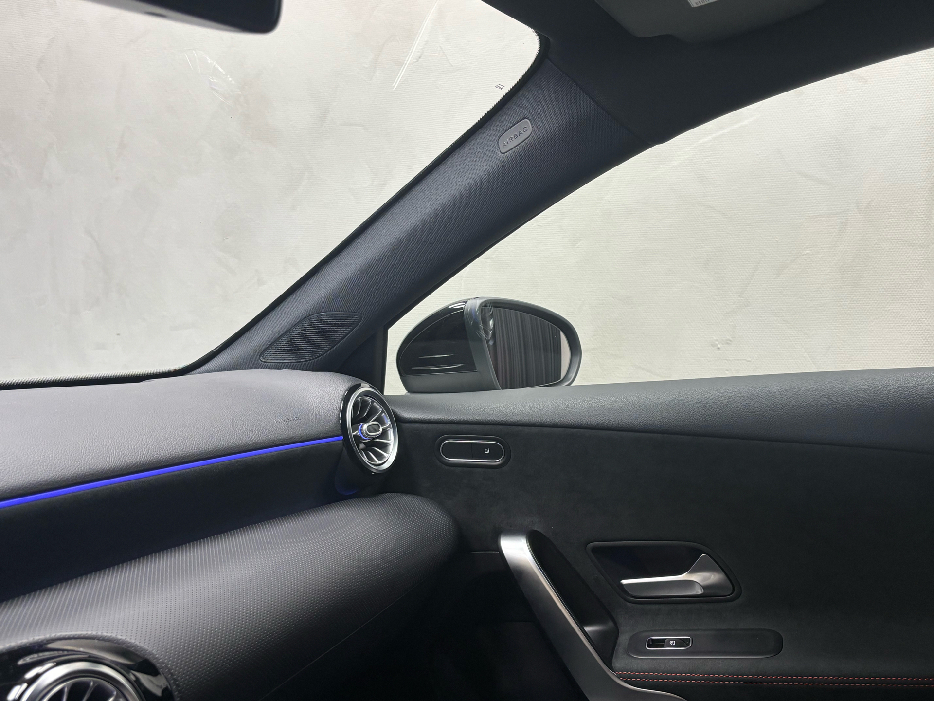 Sort Mercedes A250 e fra 2020