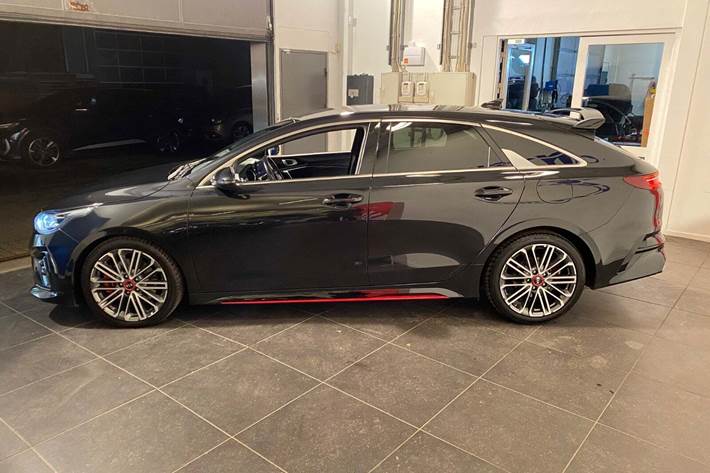 Sort Kia ProCeed fra 2020