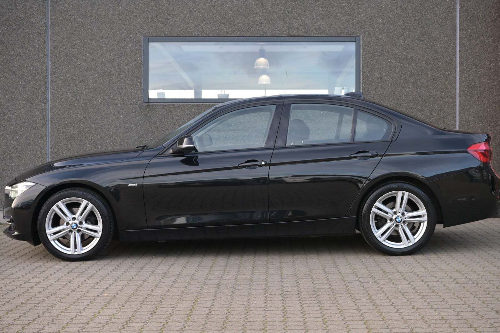 BMW 318d 2,0 aut.