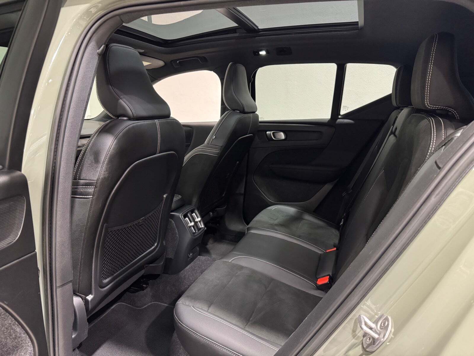 undefined Volvo XC40 fra 2023