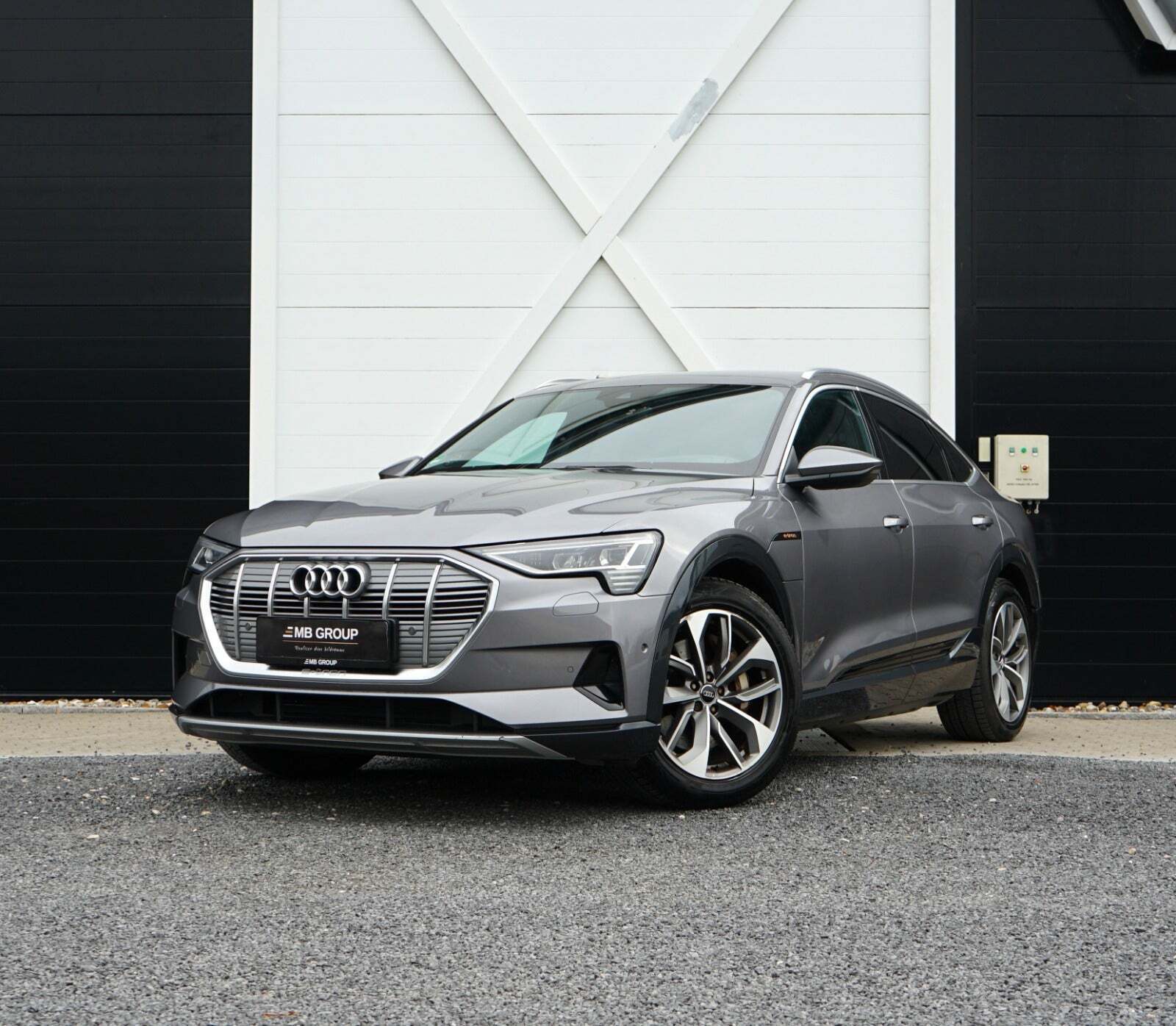 Audi e-tron 55 S-line Sportback quattro Van