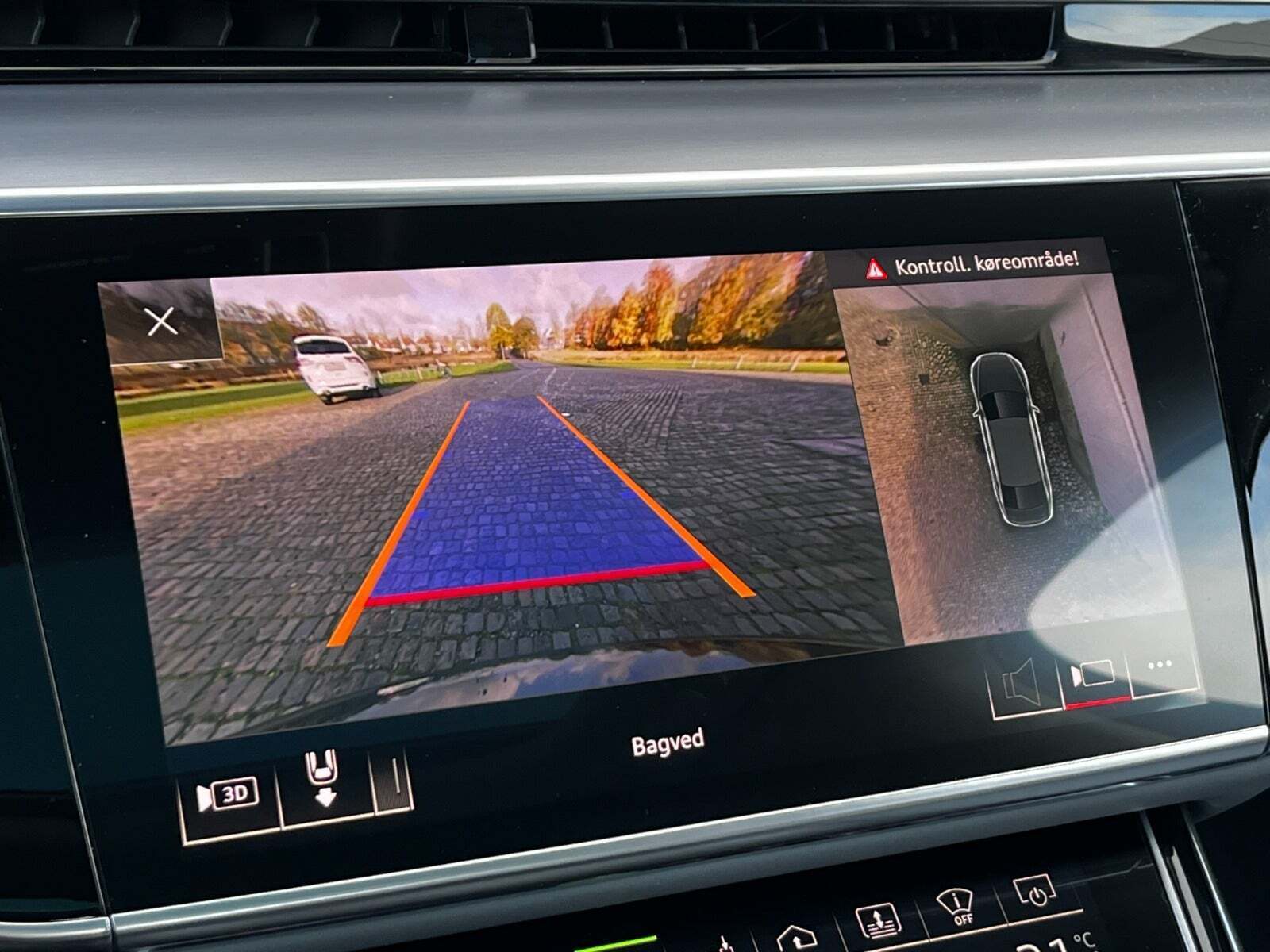 Sort Audi A8 fra 2020