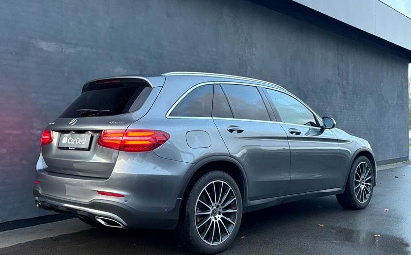 Mercedes GLC300