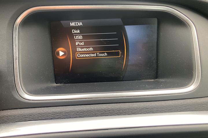 Sort Volvo V40 Cross Country fra 2014