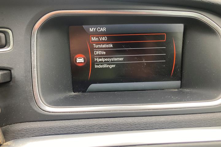 Sort Volvo V40 Cross Country fra 2014