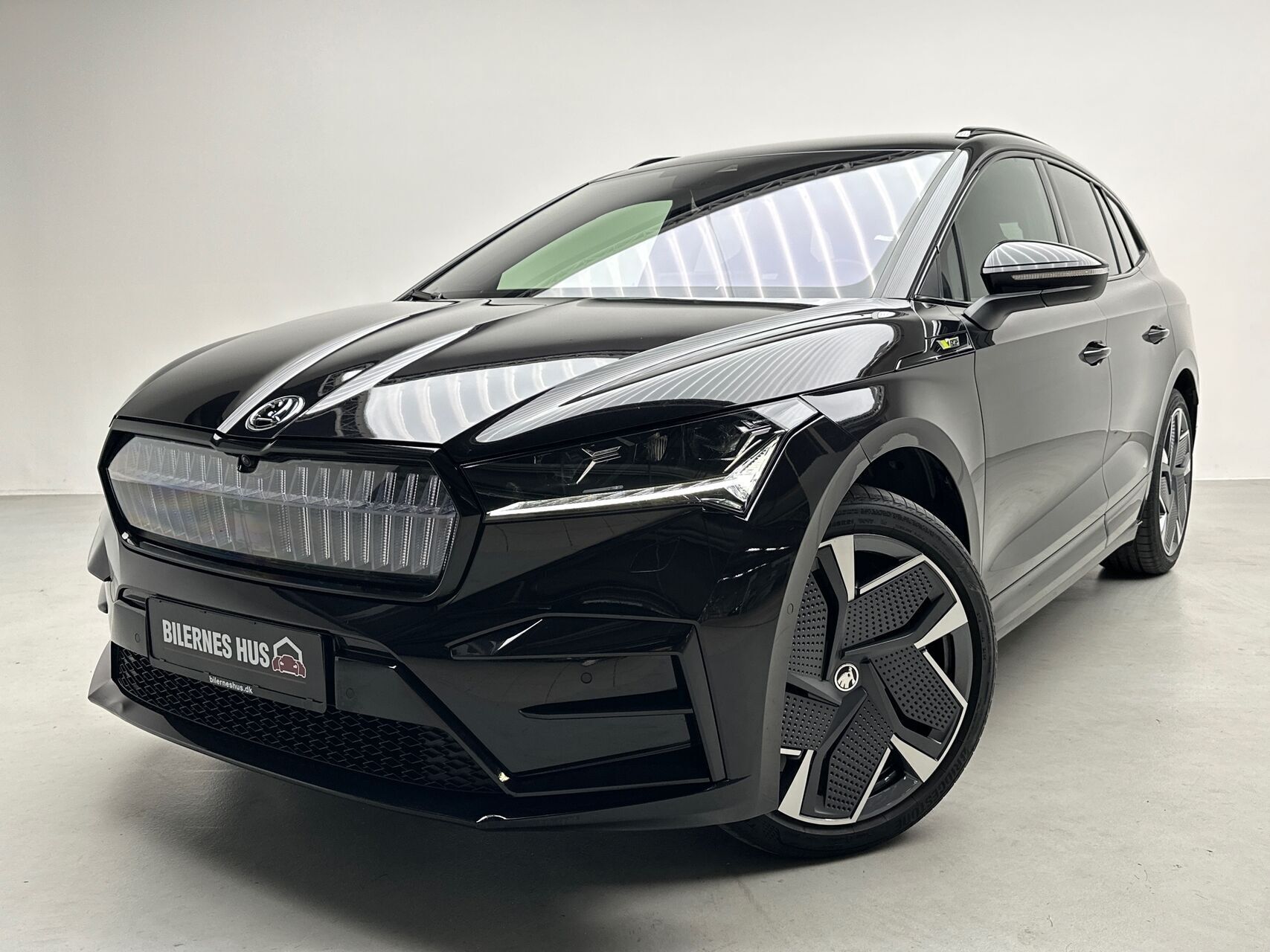 Sort Skoda Enyaq fra 2023