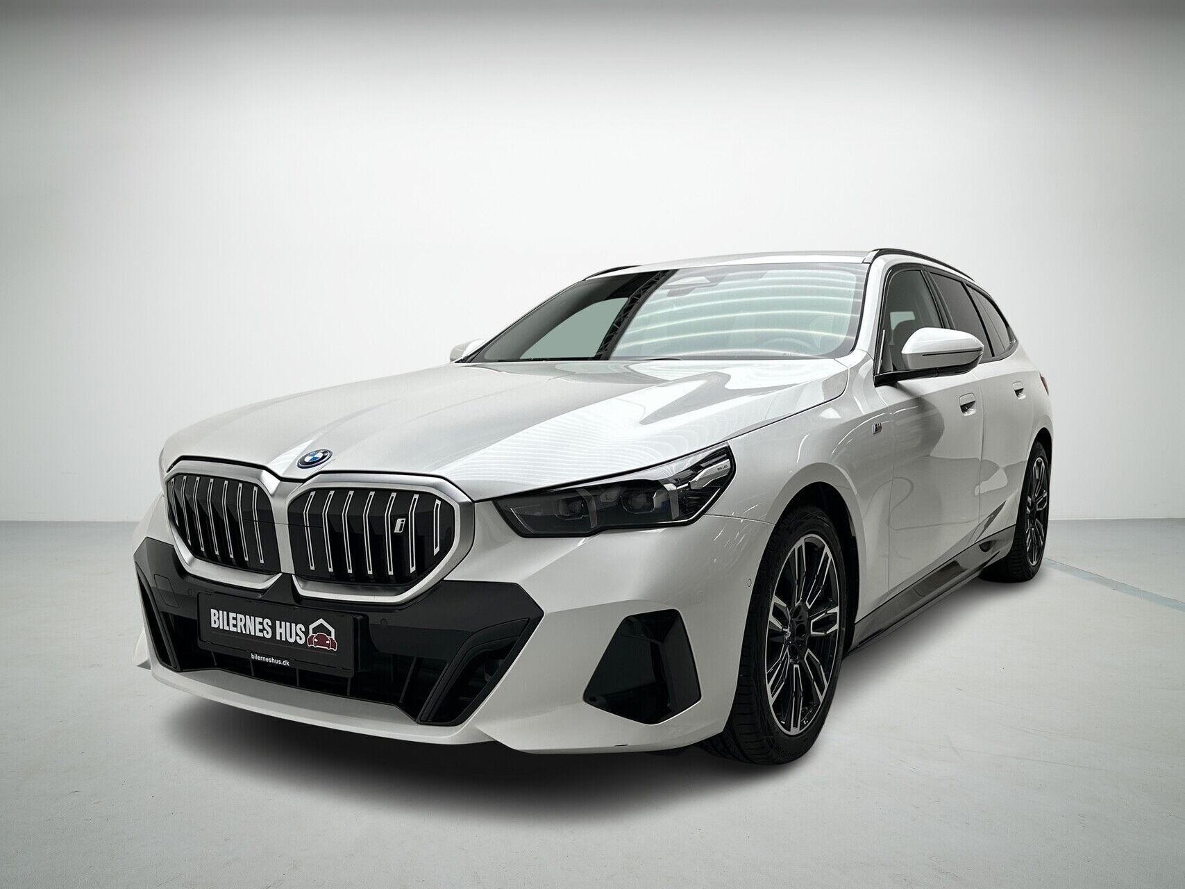BMW i5 eDrive40 Touring EL M-sport 340HK Stc Aut.