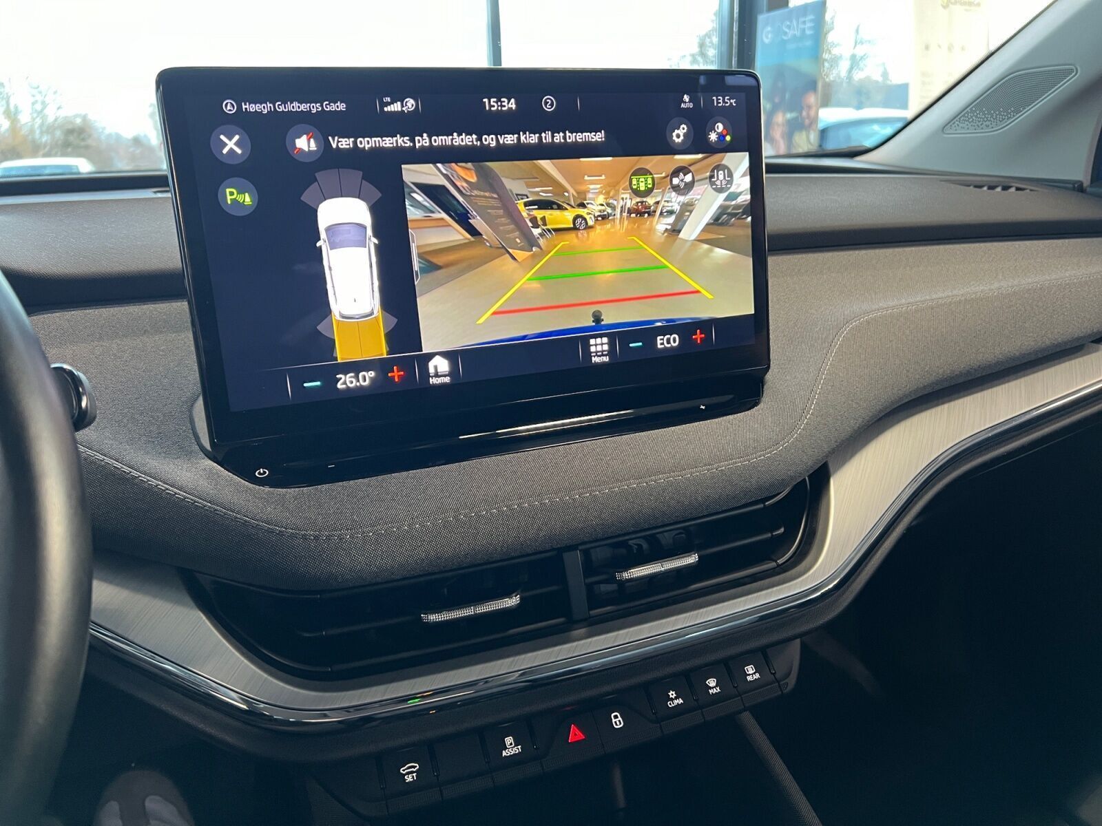 Blå Skoda Enyaq fra 2022