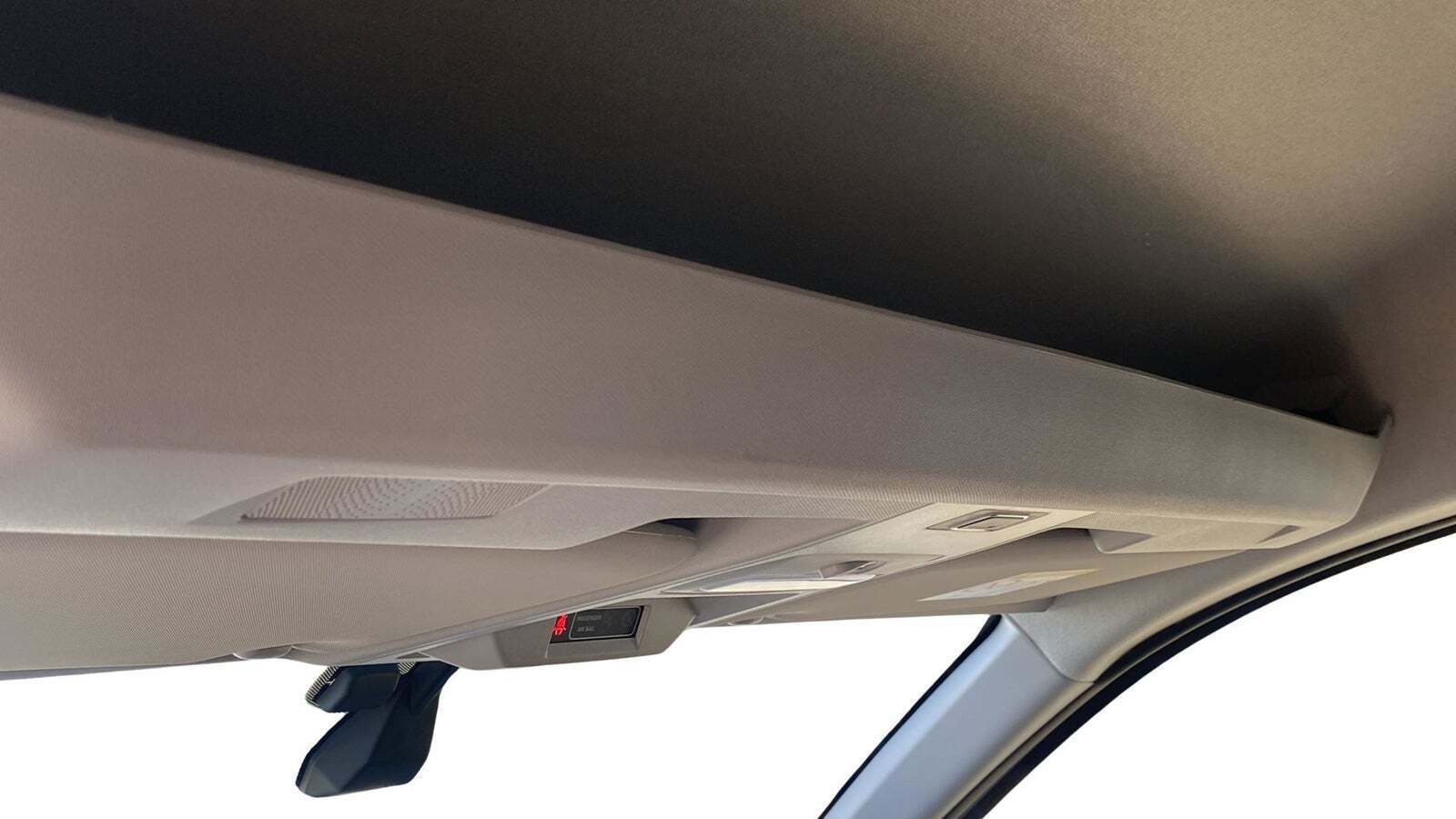 Hvid Renault Express fra 2024