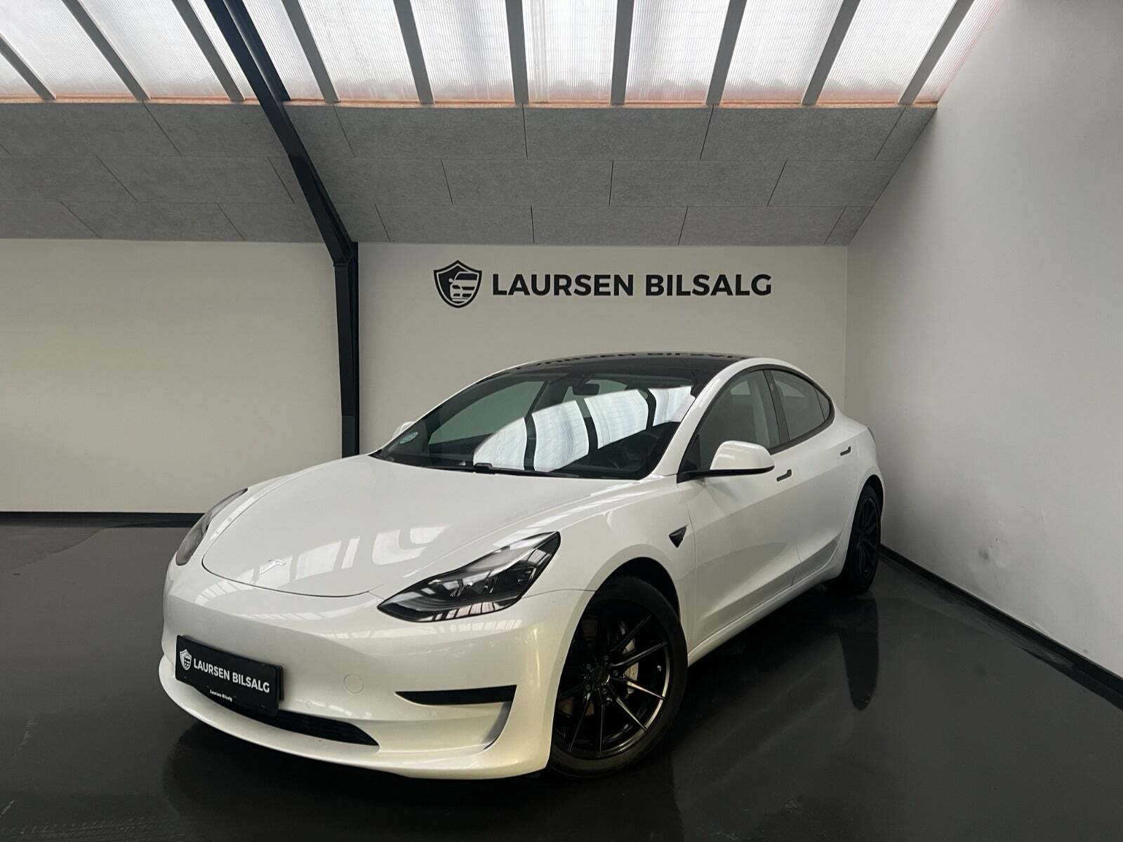 Tesla Model 3 Standard Range+ RWD