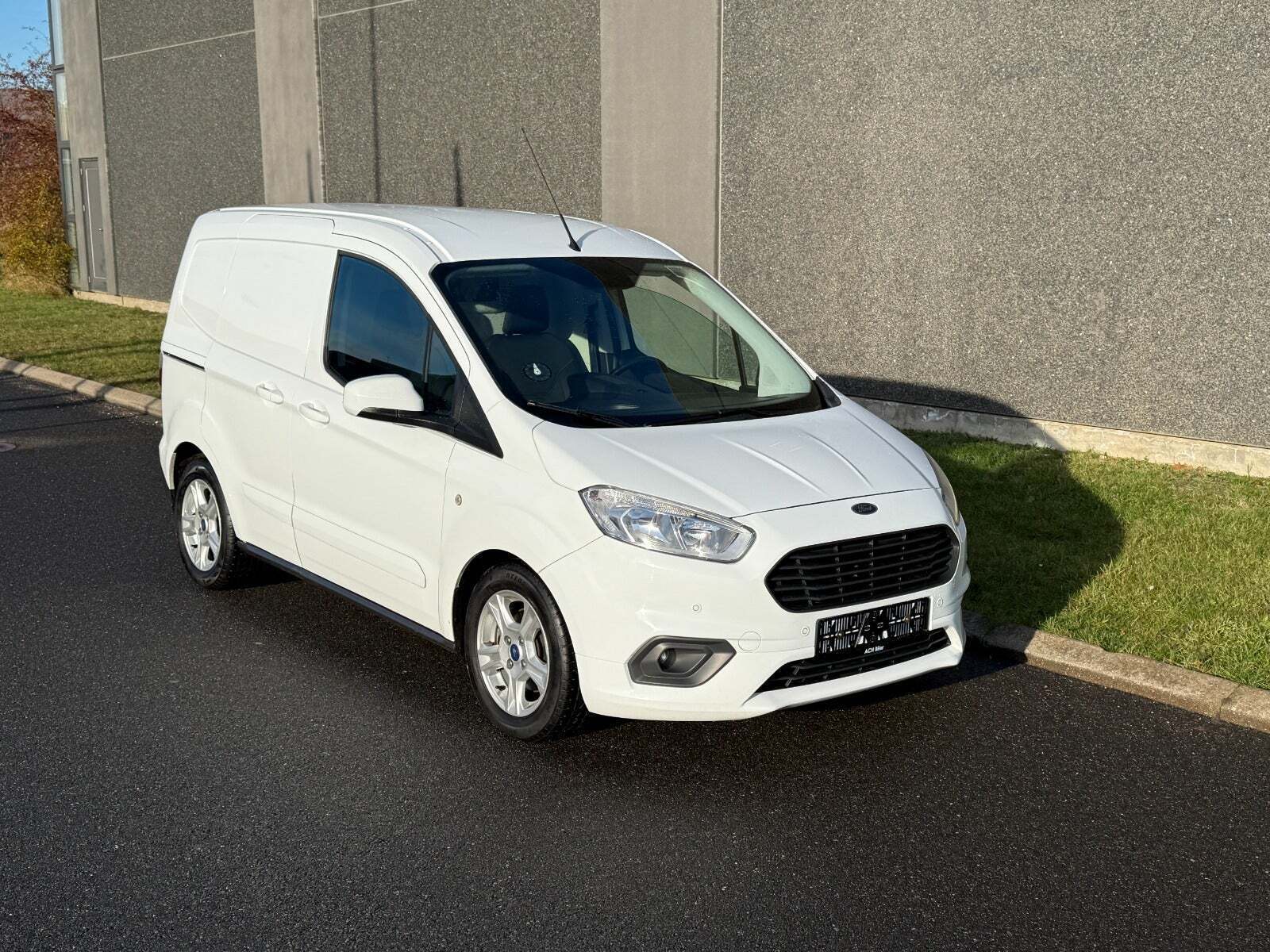 Ford Transit Courier 1,5 TDCi 100 Trend