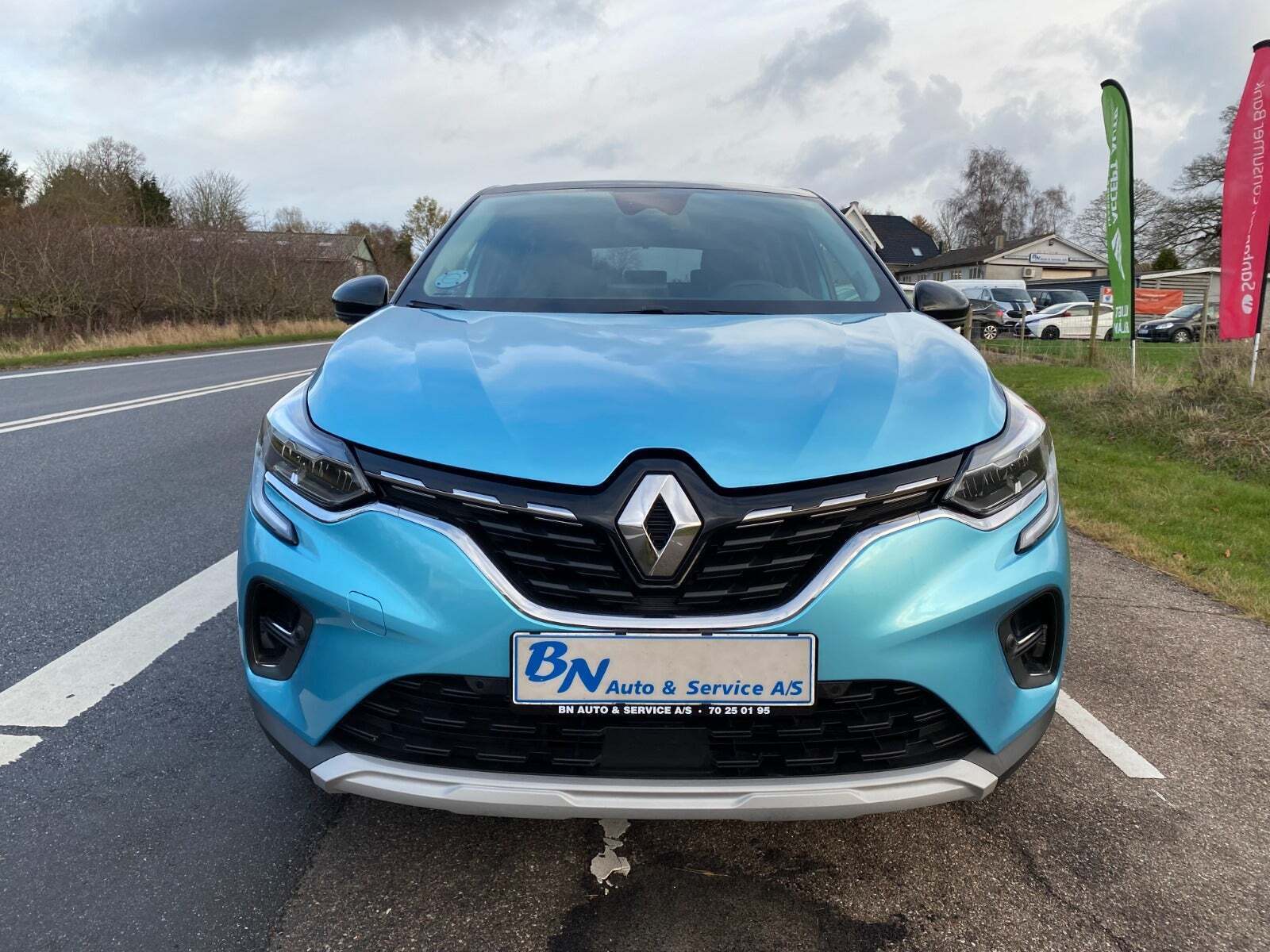 Blå Renault Captur fra 2021