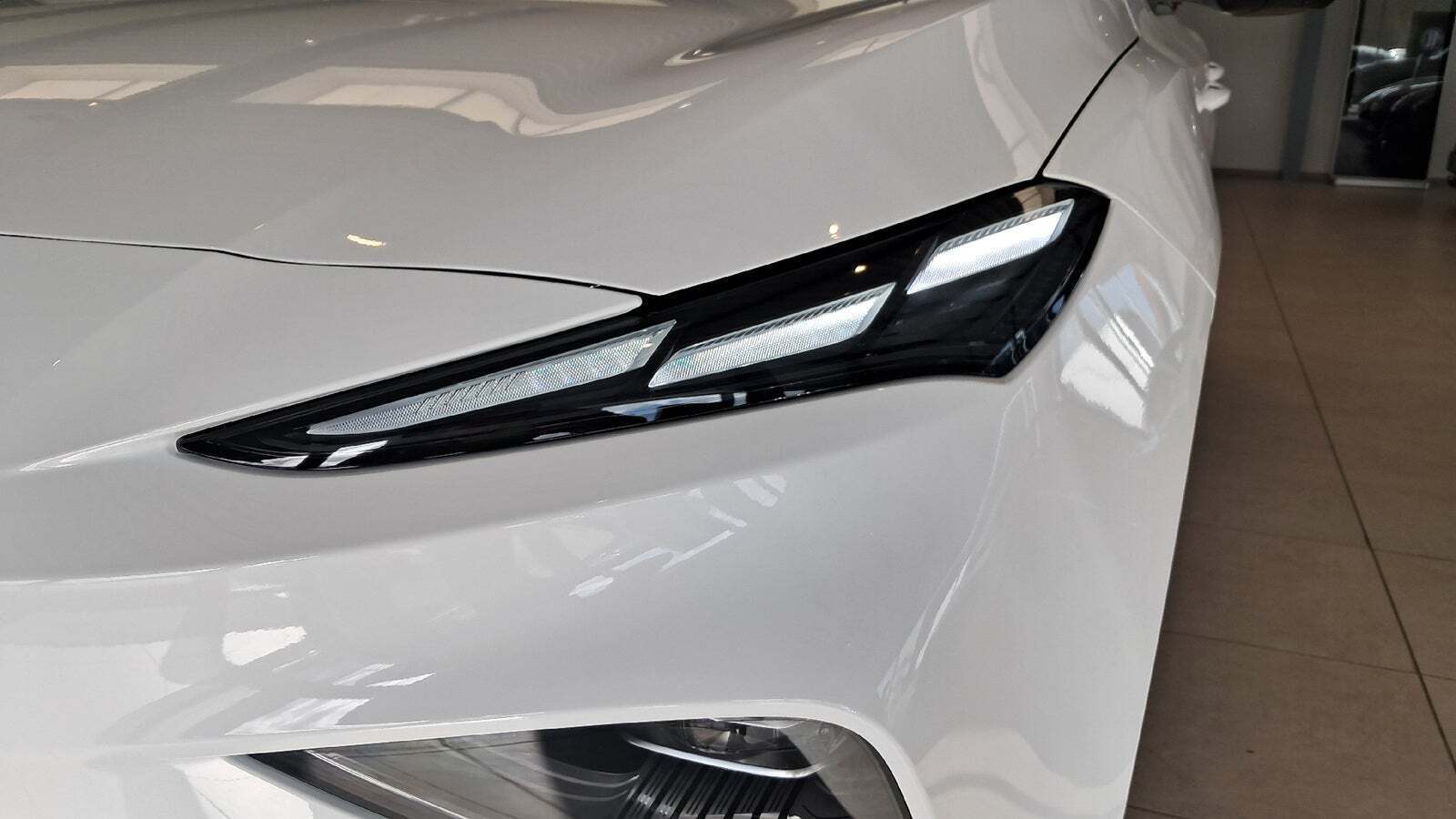 Hvid MG MGS5 fra 2025