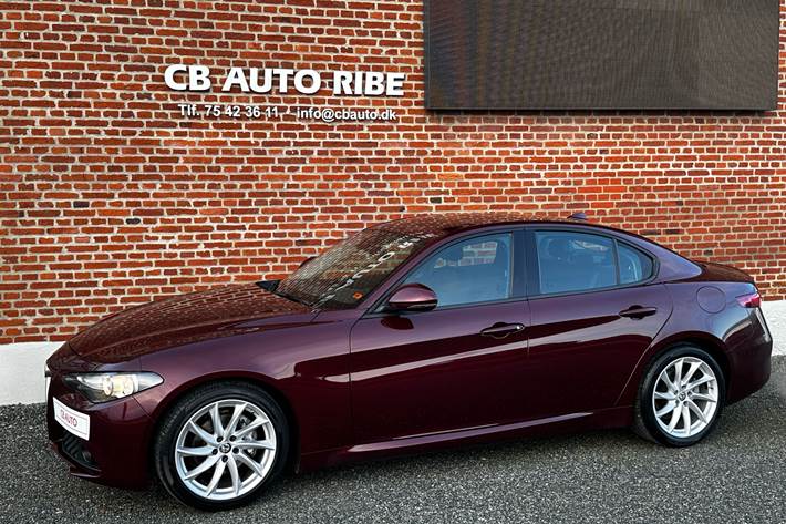 undefined Alfa Romeo Giulia fra 2017