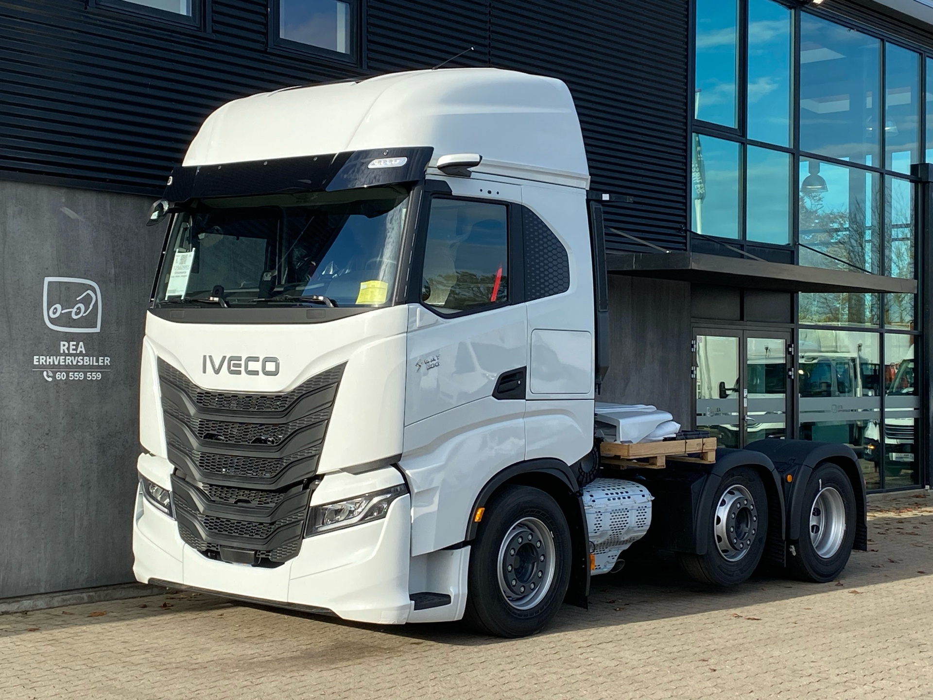 Iveco MY24 AS440S50-E6e