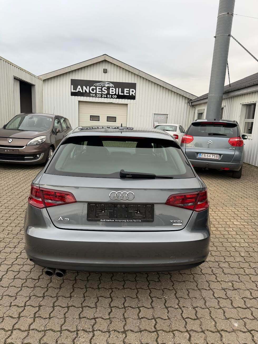 Grå Audi A3 fra 2015
