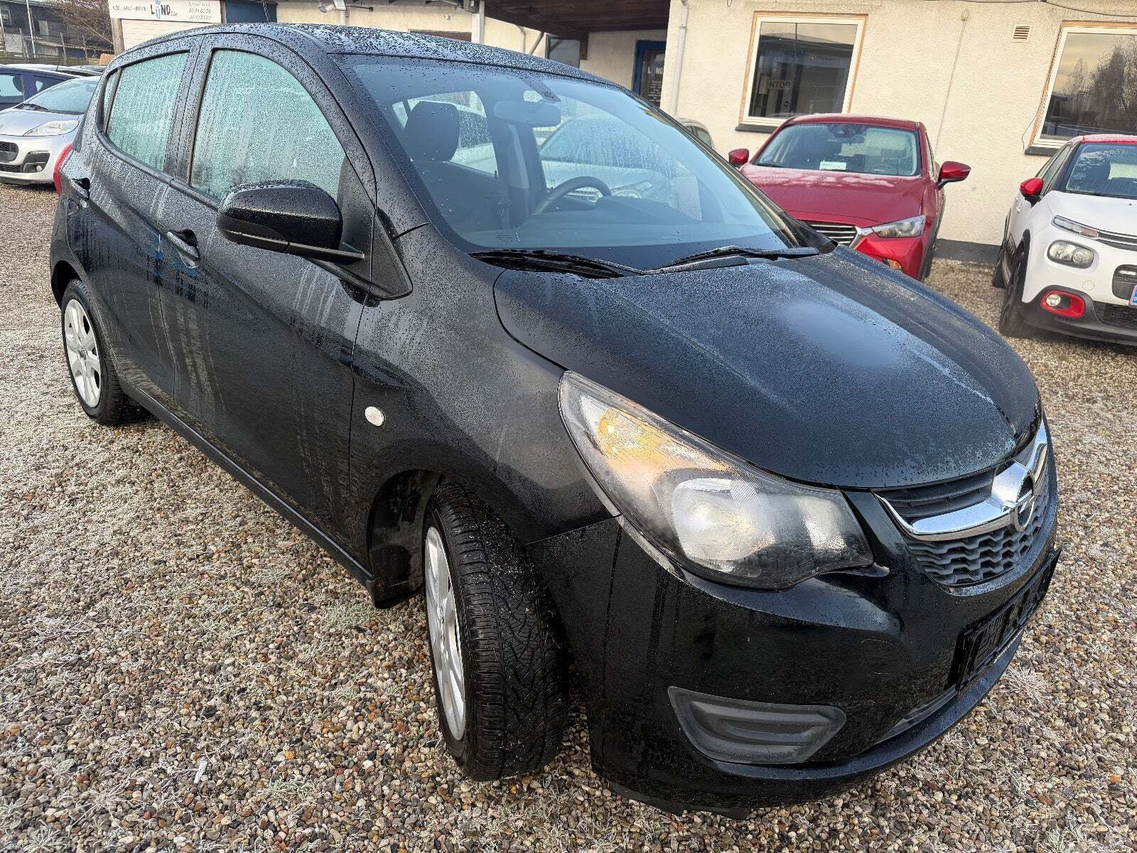 Sort Opel Karl fra 2016