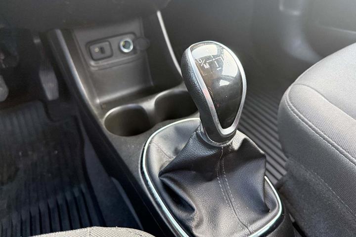 Sort Opel Karl fra 2016