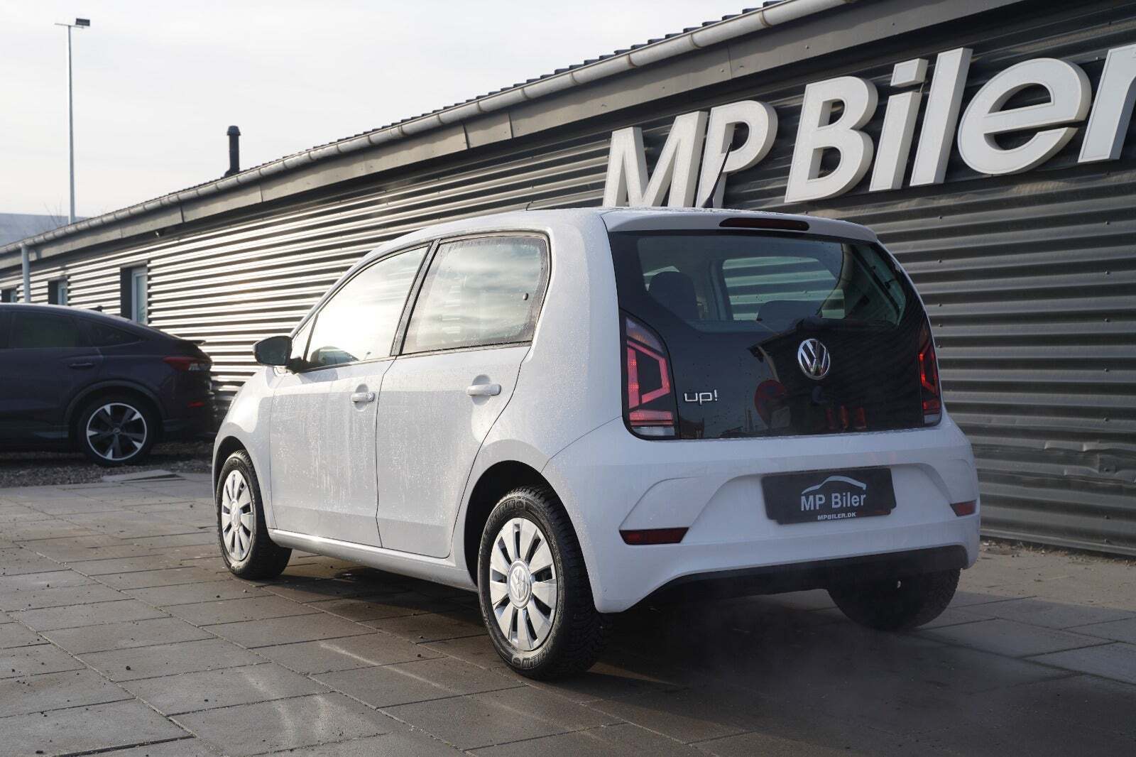 Hvid VW UP! fra 2018