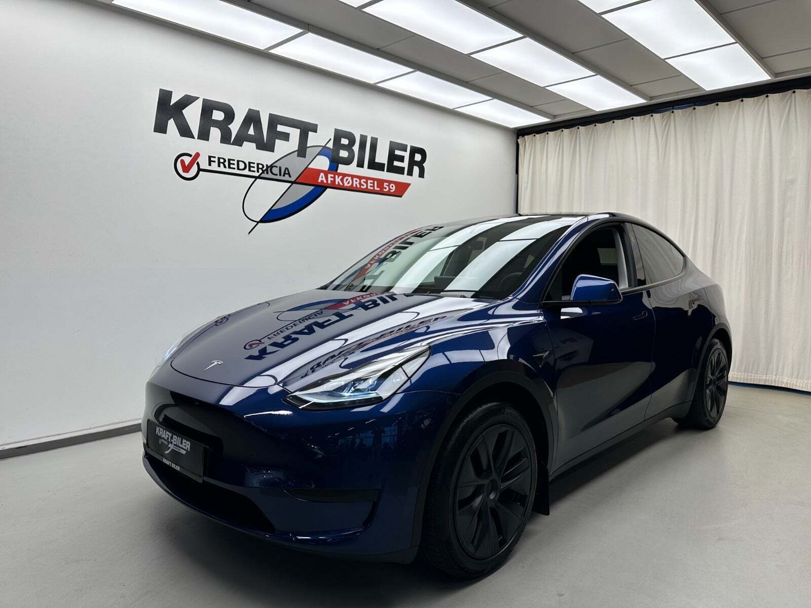 Tesla Model Y RWD