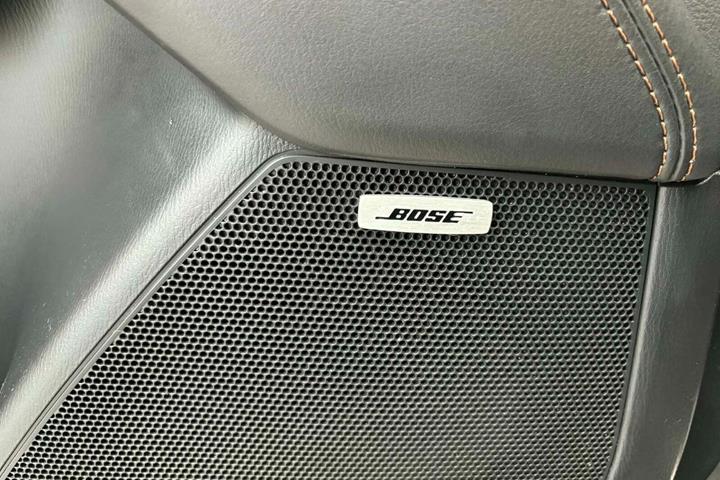 Sort Mazda CX-5 fra 2021 set indefra