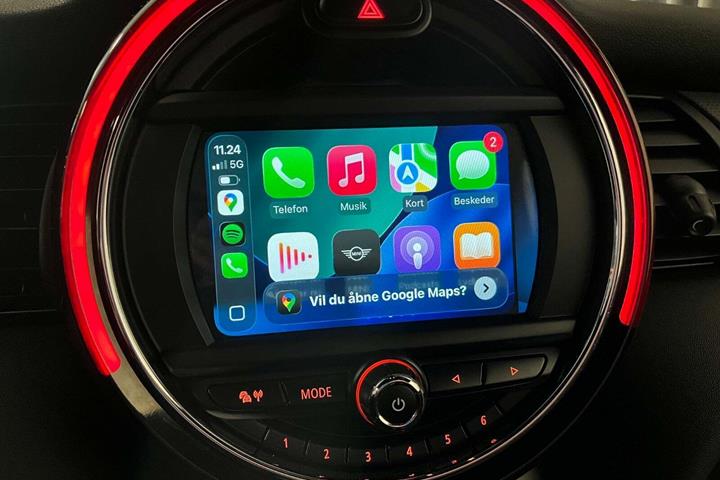 Sølv Mini Cooper fra 2019