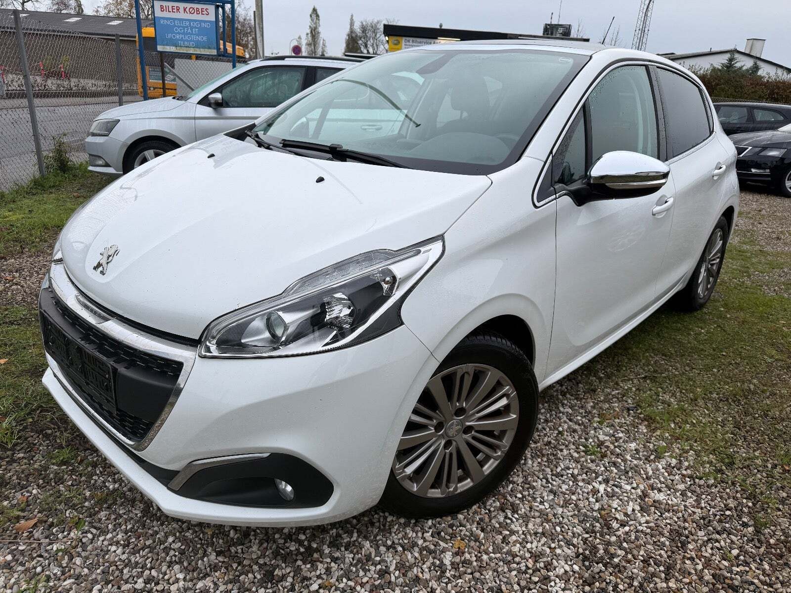 Peugeot 208 1,5 BlueHDi 100 Allure Sky