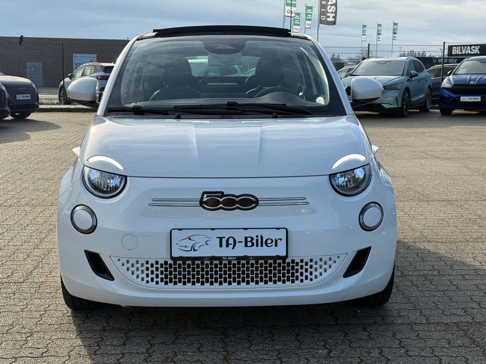 Fiat 500e 42 Icon Cabrio
