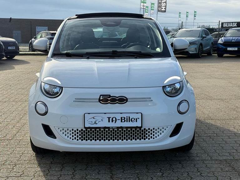 Fiat 500e 42 Icon Cabrio
