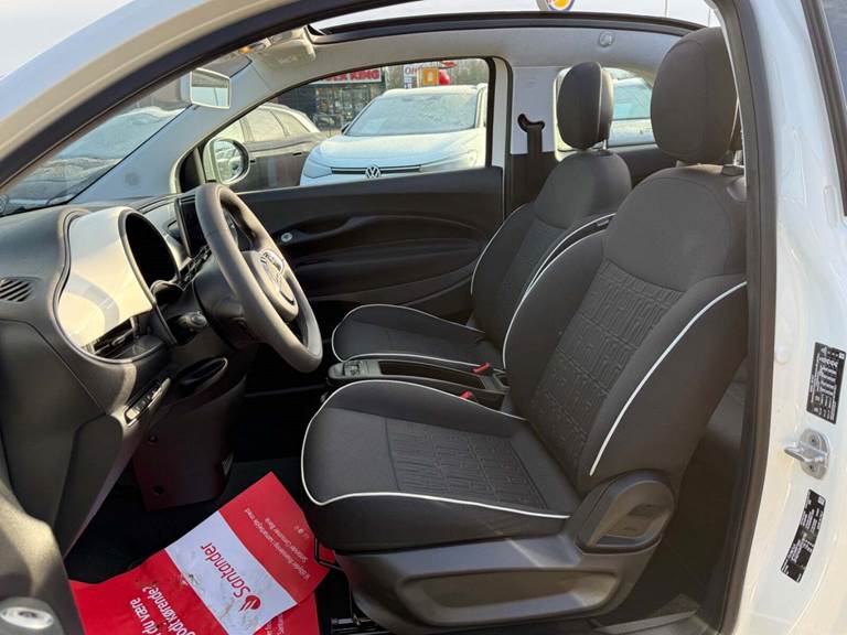Fiat 500e 42 Icon Cabrio