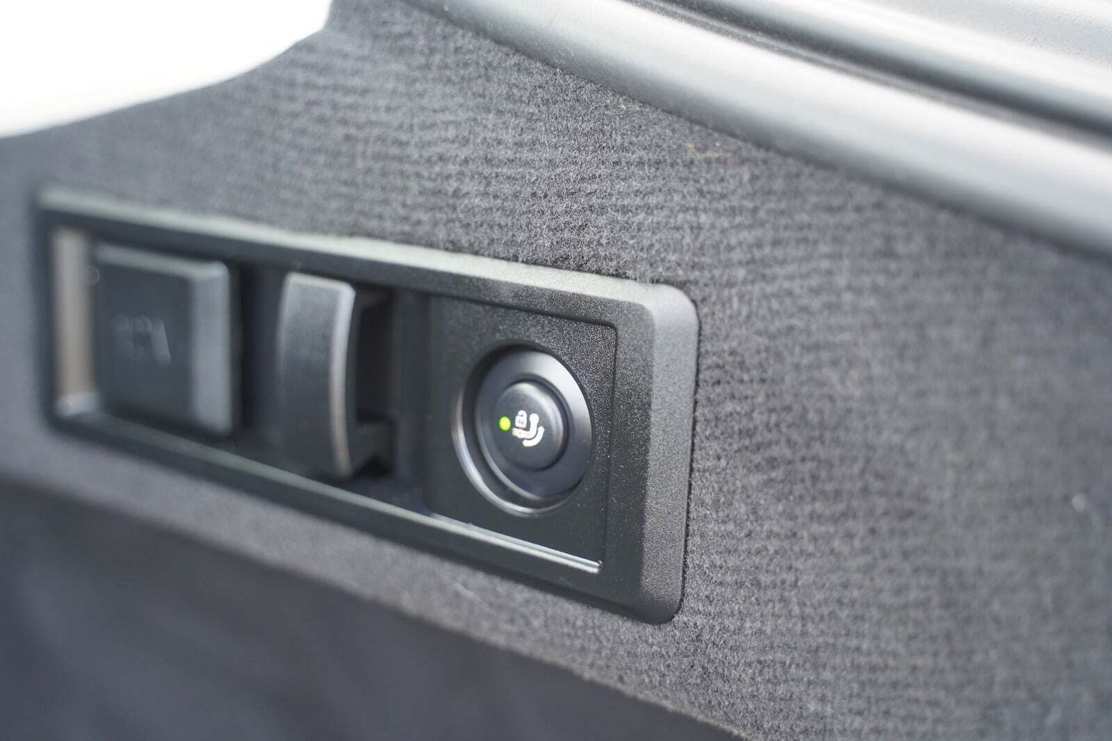 Sort BMW i4 fra 2023